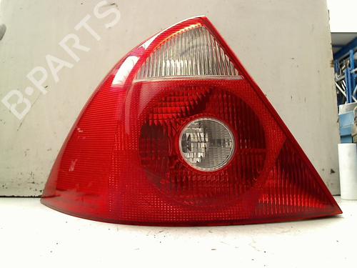 Used Left taillight Left taillight FORD MONDEO III Saloon (B4Y) 2.5 V6 24V (170 hp) 21930562 21930562