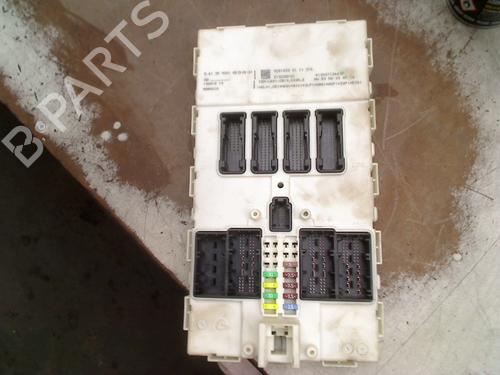 Commande Confort Commande Confort BMW 1 (F20) 118 i (170 hp) 33933690 33933690