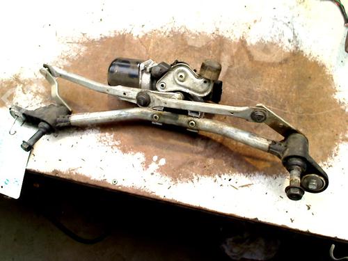 Mecanismo de escovas frente RENAULT CLIO III (BR0/1, CR0/1) 1.4 16V (98 hp) 31272527