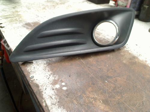 grille-ford-fiesta-vi-cb1-ccn-2008-33120210 main image