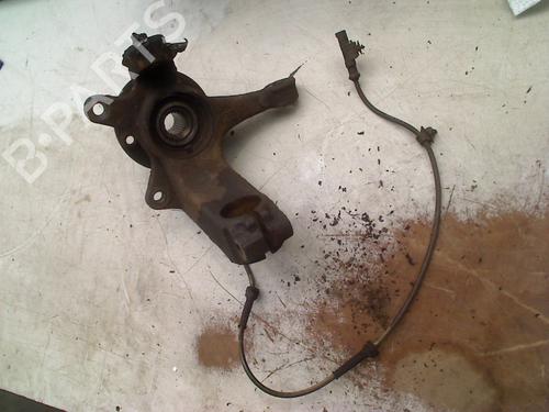 Used Left front steering knuckle TOYOTA AYGO (_B1_) 1.0 (KGB10_, KGB10R) (68 hp) 27597390