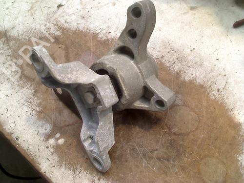Engine mount VOLVO V70 III (135) T4 | BP31174940M89 - Image 2