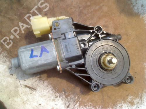 Motor do elevador de vidro trás esquerdo LAND ROVER RANGE ROVER SPORT II (L494) 3.0 SDV6 4x4 (306 hp) 31147513