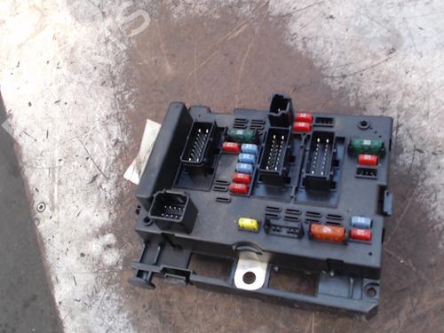 Used Control unit Control unit PEUGEOT 206 Hatchback (2A/C) 1.4 i (75 hp) 24875700 24875700