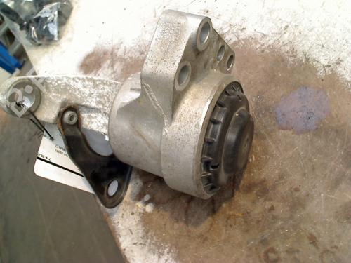 Support de moteur VOLVO V70 III (135) 2.0 T (203 hp) 31174909