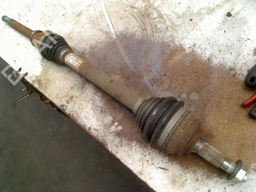 Used Right front driveshaft PEUGEOT 308 SW II (LC_, LJ_, LR_, LX_, L4_) 1.2 THP 130 (131 hp) 27642127