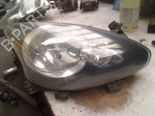 Used Right headlight Right headlight TOYOTA AYGO (_B1_) 1.0 (KGB10_, KGB10R) (68 hp) 35755968 35755968