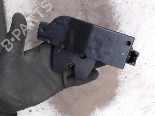 Used Tailgate lock CITROËN C3 I (FC_, FN_) 1.4 i (73 hp) 24618271