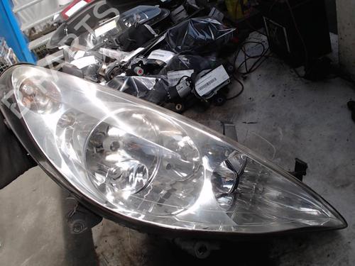 Used Right headlight PEUGEOT 307 SW (3H) 2.0 16V (136 hp) 24875719