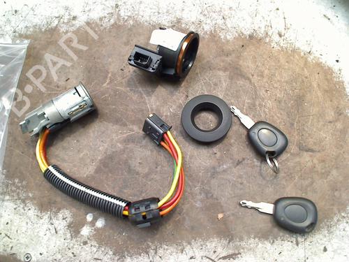 Used Ignition barrel RENAULT SCÉNIC I MPV (JA0/1_, FA0_) 1.6 (JA00, JA16, JA15, JA19, JA1V, JA2B, JA2C, JA0B,... (107 hp) 31294152