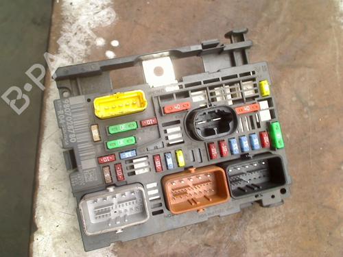 Used Comfort control module Comfort control module CITROËN BERLINGO Box Body/MPV (B9) 1.6 HDi / BlueHDi 75 (75 hp) 33429654 33429654