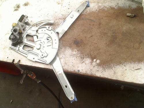 Used Front left window mechanism VOLVO V70 II (285) 2.4 T (200 hp) 31259946