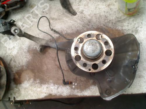 Used Left front steering knuckle Left front steering knuckle MERCEDES-BENZ S-CLASS (W221, V221) S 600 (221.176) (517 hp) 34719224 34719224
