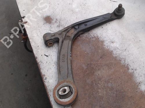 Used Right front suspension arm FORD KA (RU8) 1.2 (69 hp) 25157302