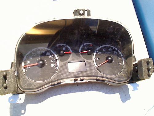 Used Instrument cluster Instrument cluster FIAT PANDA (169_) 1.2 (169AXF2A, 169AXF1A) (69 hp) 21911899 21911899