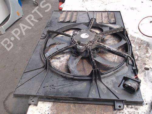 Used Radiator fan Radiator fan 24825558 24825558