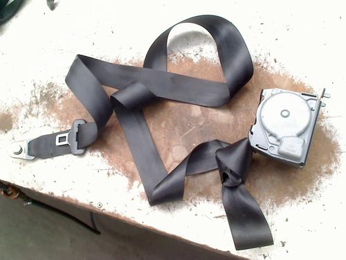 Used Rear left seatbelt Rear left seatbelt 33021585 33021585