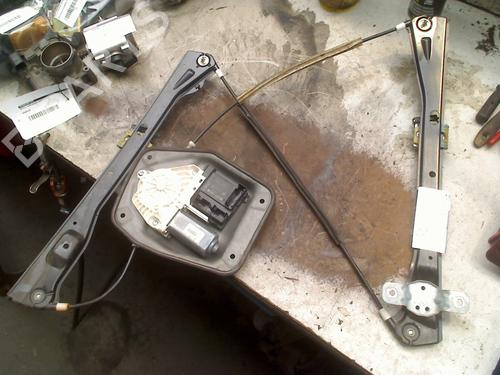 Used Front right window mechanism VW GOLF V (1K1) 1.6 FSI (115 hp) 31259972