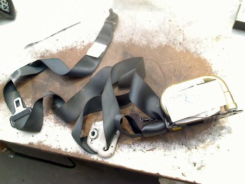 Veiligheidsgordel voor rechts MITSUBISHI LANCER VII Estate (CS_W, CT_W) 1.6 (98 hp) 31312296