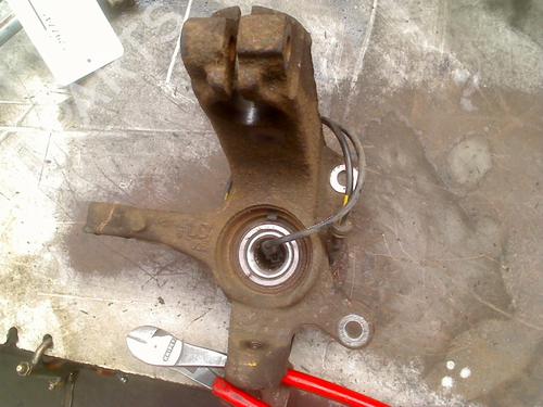 Used Left front steering knuckle Left front steering knuckle 34007875 34007875