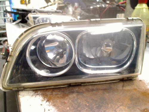Used Left headlight VOLVO V40 Estate (645) 2.0 (136 hp) 31260228
