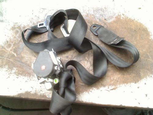 Used Front left seatbelt Front left seatbelt 37446203 37446203