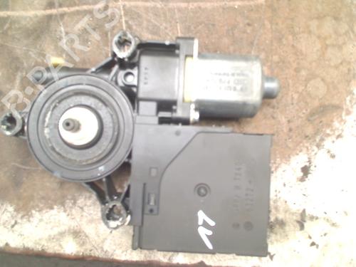 Left front window motor VW GOLF PLUS V (5M1, 521) 1.2 TSI | BP32727771E21 - Image 3