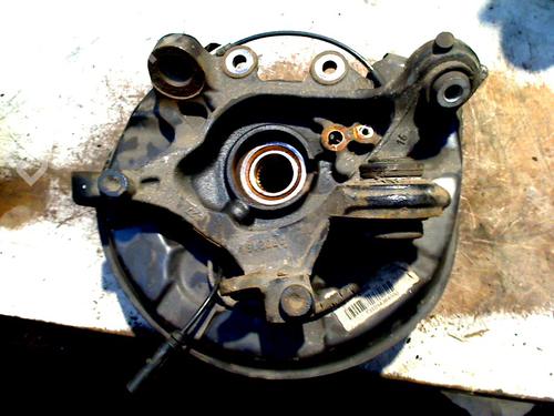 Used Right rear steering knuckle BMW 1 (F20) 118 d (150 hp) 31066323