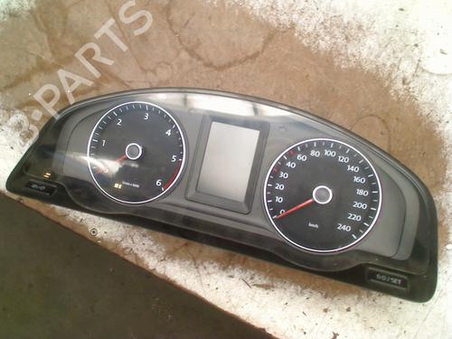 display-monitor-vw-transporter-t5-van-7ha-7hh-7ea-7eh-2003-36116194 main image