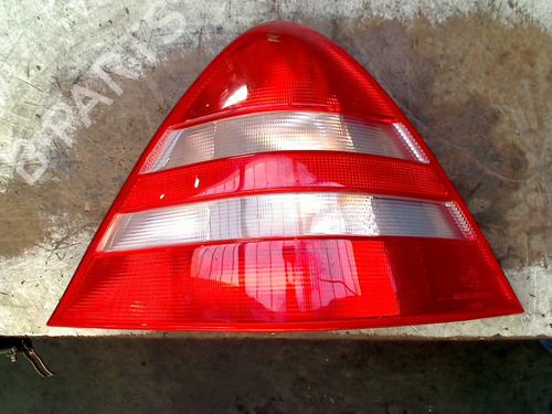 Used Right taillight MERCEDES-BENZ SLK (R170) 230 Kompressor (170.447) (193 hp) 33045070