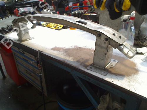 Reforço do pára-choques frente AUDI A4 B9 Avant (8W5, 8WD) 40 TFSI Mild Hybrid (190 hp) 32388166