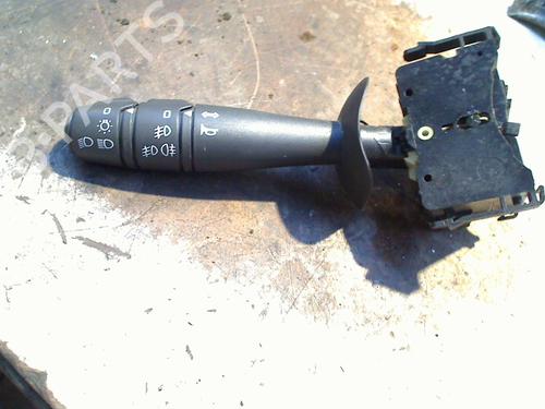 Comutador piscas / escovas RENAULT TWINGO II (CN0_) 1.2 (CN0D) (58 hp) 31297632