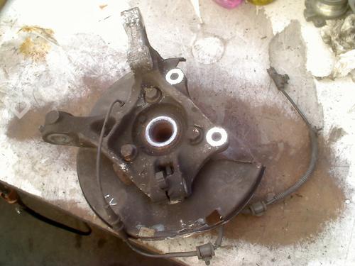 Used Left front steering knuckle Left front steering knuckle 33984843 33984843