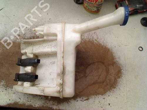 Used Windscreen washer tank Windscreen washer tank PEUGEOT 107 (PM_, PN_) 1.0 (68 hp) 36558760 36558760