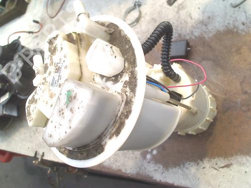 Pompe à carburant PEUGEOT 107 (PM_, PN_) 1.0 (68 hp) 32366059