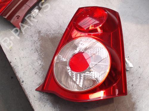 right-taillight-kia-picanto-i-sa-2004-2005-2006-2007-2008-2009-2010-2011-2012-24612386 main image