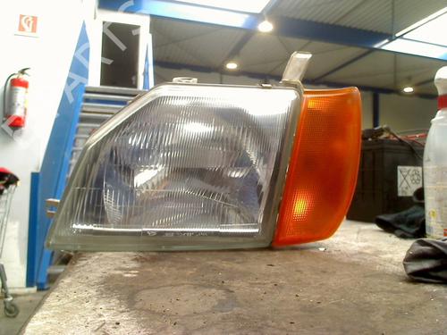 Phare gauche DAIHATSU GRAN MOVE (G3) 1.6 16V (G301) (91 hp) 30624621