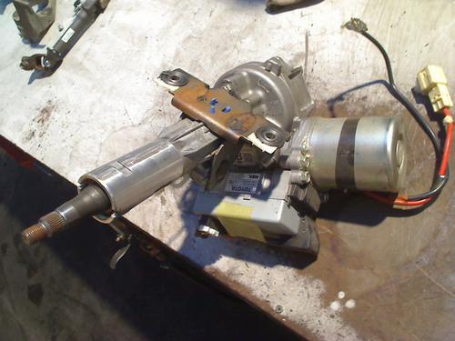 Used Steering column TOYOTA VERSO (_R2_) 2.0 D-4D (AUR20_, AUR20R) (126 hp) 32871776