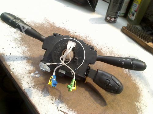 Used Steering column stalk PEUGEOT 206 Hatchback (2A/C) 1.4 i (75 hp) 30462307