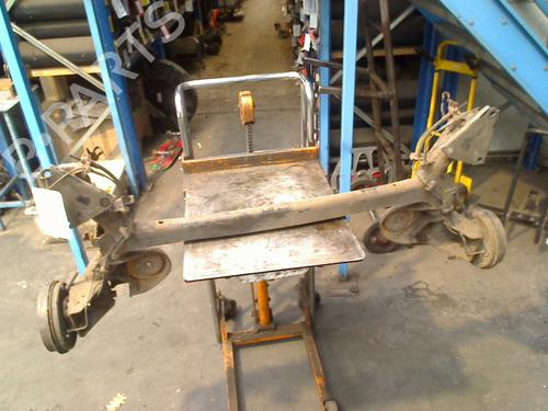 Essieu arrière FIAT 500 (312_) 1.2 (312AXA1A) (69 hp) 32143284