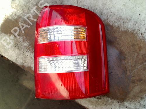 Rückleuchte Rechts für AUDI A2 (8Z0) 1.4 (75 hp) 33045100