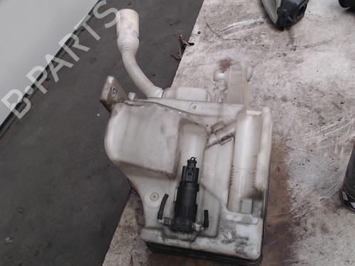 Used Windscreen washer tank VW POLO V (6R1, 6C1) 1.2 TDI (75 hp) 25020717