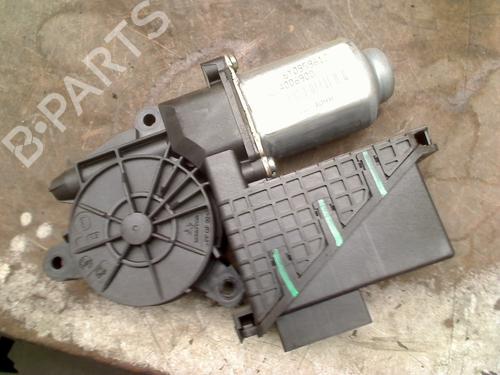 Used Right rear window motor Right rear window motor VW POLO IV (9N_, 9A_) 1.4 16V (75 hp) 33741000 33741000