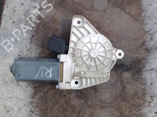 Right front window motor MERCEDES-BENZ CLA Coupe (C117) CLA 200 (117.343) | BP24825505E20 