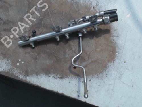 Used Injection rail Injection rail BMW 3 Touring (E91) 318 i (143 hp) 39963526 39963526