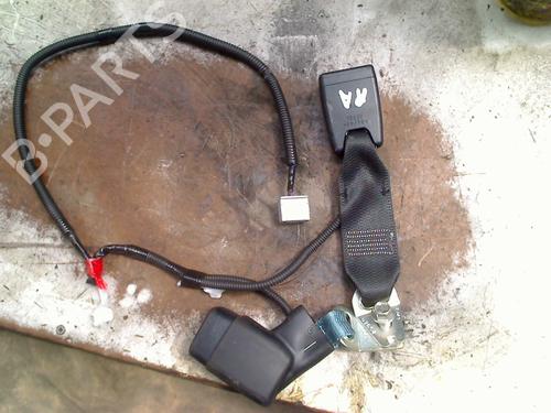 Used Seat buckle TOYOTA RAV 4 IV (_A4_) 2.5 Hybrid (AVA42_) (197 hp) 27724316