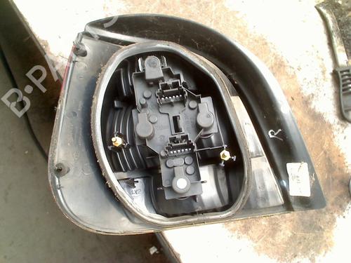 Fanale posteriore destro RENAULT SCÉNIC I MPV (JA0/1_, FA0_) 1.6 (JA00, JA16, JA15, JA19, JA1V, JA2B, JA2C, JA0B,... | BP29568433C35 