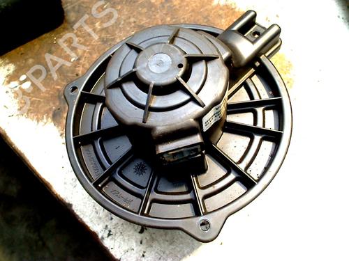 Used Heater blower motor KIA RIO II (JB) 1.4 16V (97 hp) 31066345