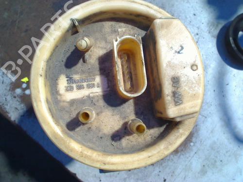 Used Fuel pump VW CADDY III Box Body/MPV (2KA, 2KH, 2CA, 2CH) 1.6 TDI (102 hp) 31518526