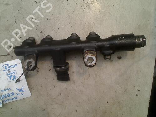 Used Injection rail Injection rail MERCEDES-BENZ A-CLASS (W177) A 180 d (177.003) (116 hp) 21926118 21926118